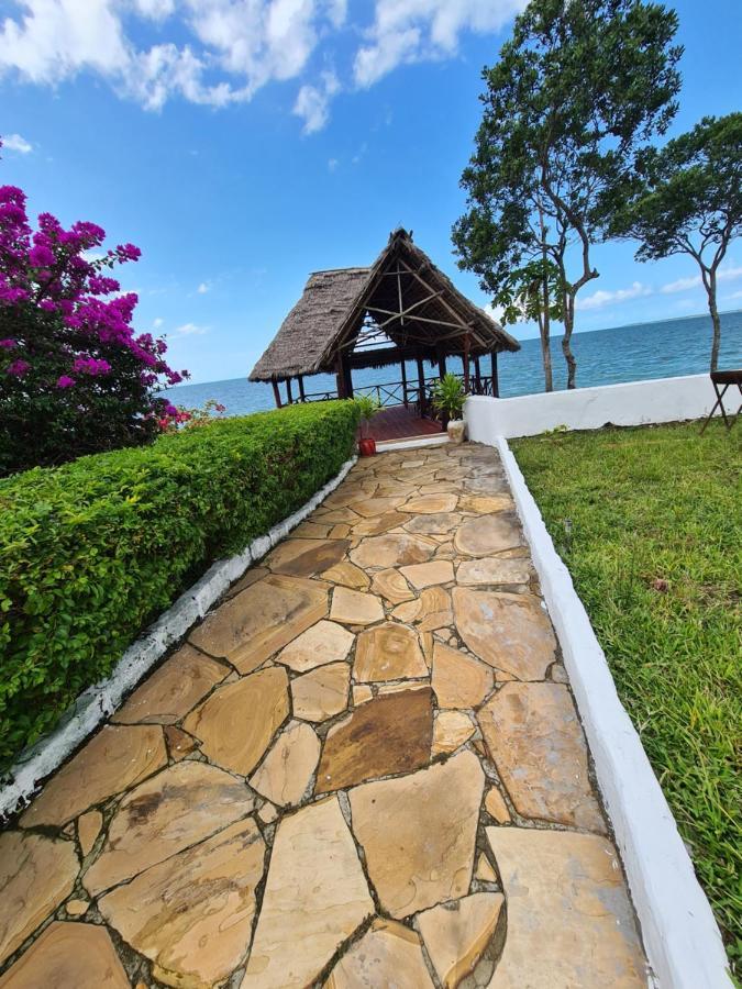Ivory Ocean View Hotel Marumbi Екстериор снимка