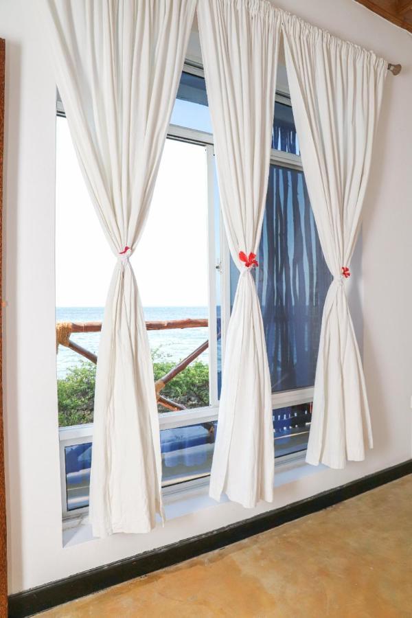 Ivory Ocean View Hotel Marumbi Екстериор снимка